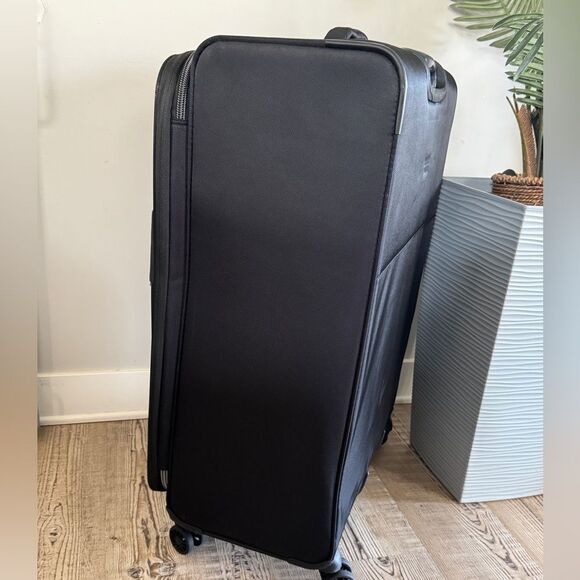 Delsey Paris Tour Air 31" Check-in Spinner luggage - Picture 14 of 16